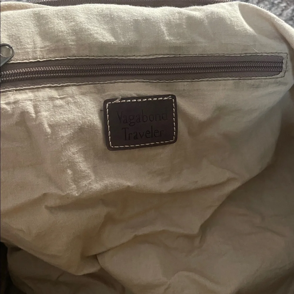 Canvas utility duffle travel bag .